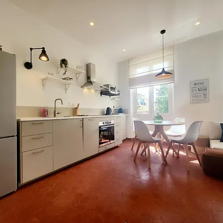 L'isnard 1er - Au Coeur Dantibes Antibes