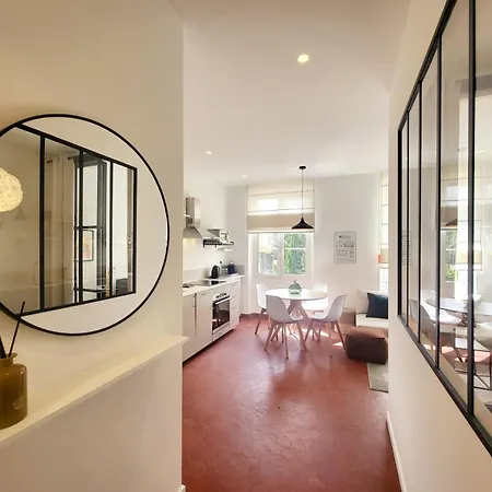 Apartment L'isnard 1er - Au Coeur Dantibes Antibes