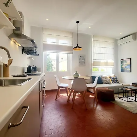 Daire L'isnard 1er - Au Coeur Dantibes *