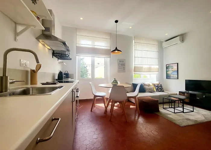 Daire L'isnard 1er - Au Coeur Dantibes *